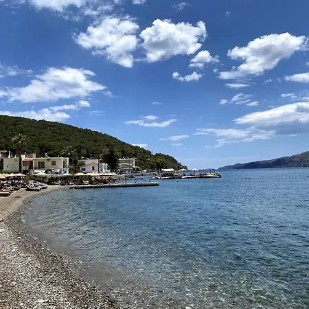 Poros Seaside Suite Poros Town Exteriér fotografie