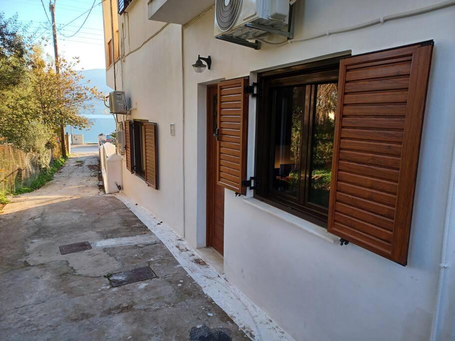 Poros Seaside * Poros Town