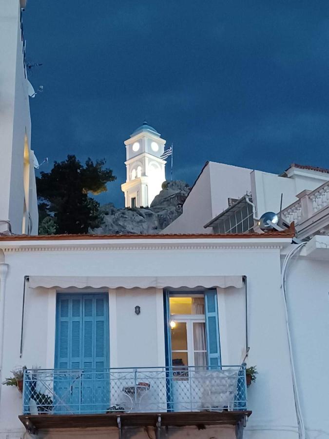 Poros Seaside * Poros Town